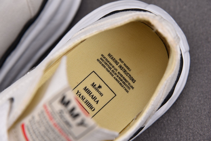 MAISON MIHARA YASUHIRO SNEAKER