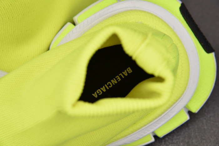 BLCG Speed Sneaker 758481 W2DG1 7090