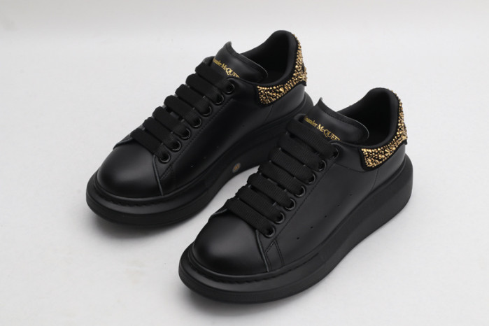 MQ Sneakers