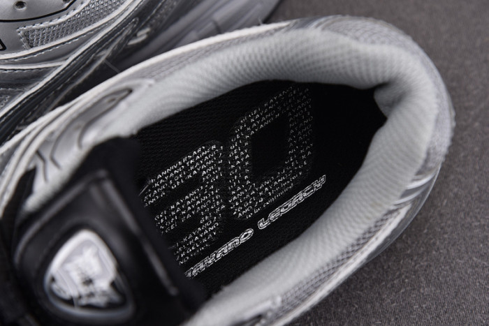 As*ic*s gel-kayano legacy pure silver 1203a325-020