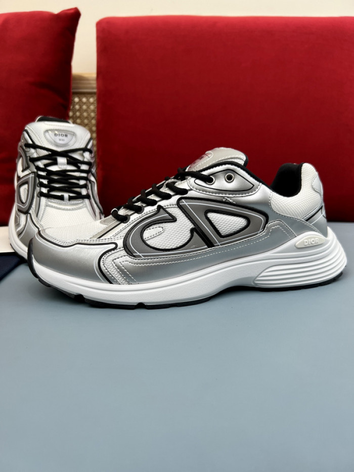 D10R B30 SNEAKER