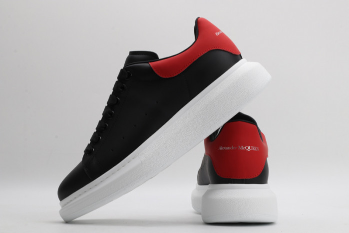 MQ Sneakers