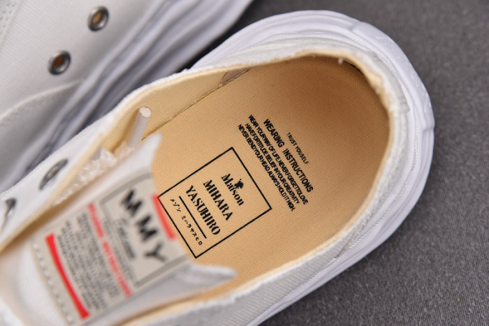 Ma1s0n MIHARA YASUHIRO SNEAKER