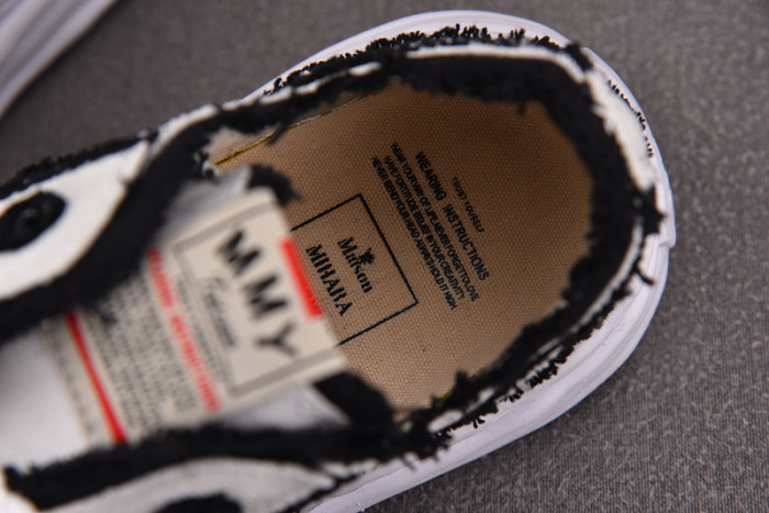 Ma1s0n MIHARA YASUHIRO SNEAKER