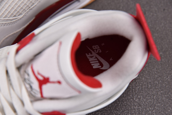 Jordan 4 Retro SB Varsity Red Men