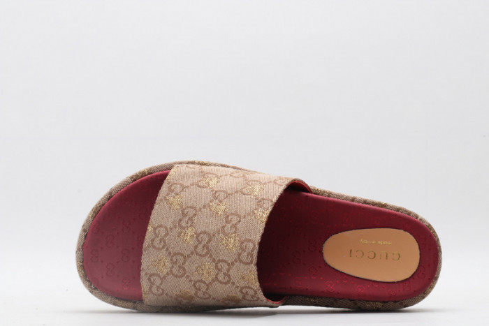 Gu66 SLIPPERS