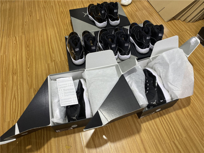 Air Jordan 11 25th Anniversary Black Silver Eyelets CT8012-011
