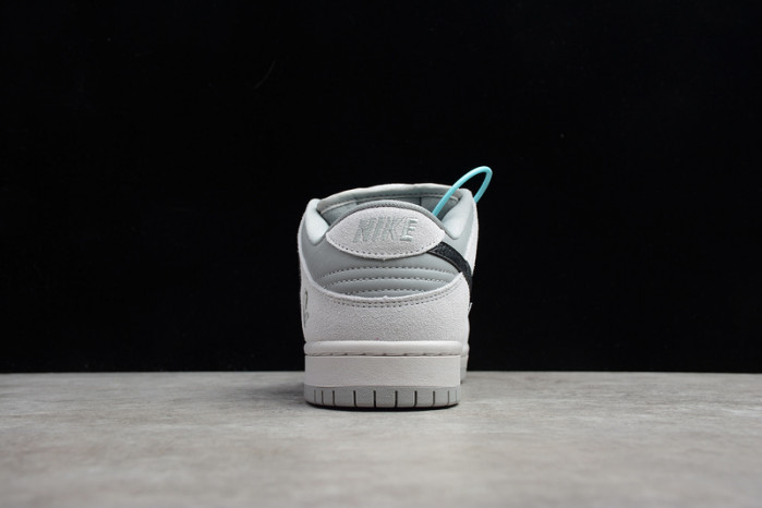 Travis Scott x PlayStation x NIKE SB Dunk Low BQ6817 101