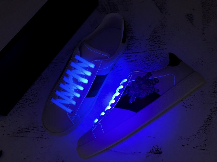 Gu66 Ace Embroidered Low-Top Sneaker