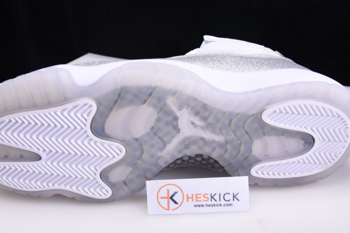 Air Jordan 11 WMNS White Metallic SilverVast Grey AR0715-100