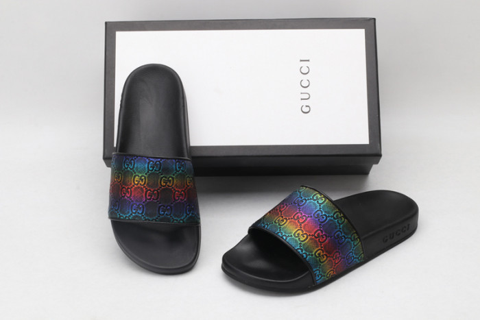 Gu66 SLIPPERS