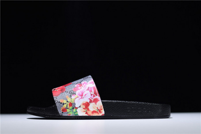 Gu66 SLIPPERS