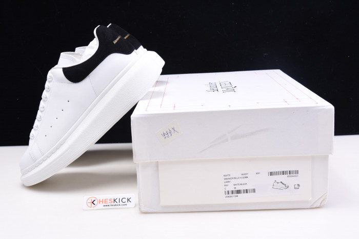 MQ Sneakers