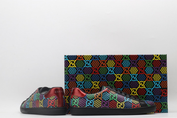 Gu66 Ace Embroidered Low-Top Sneaker 610085 H2020 1110