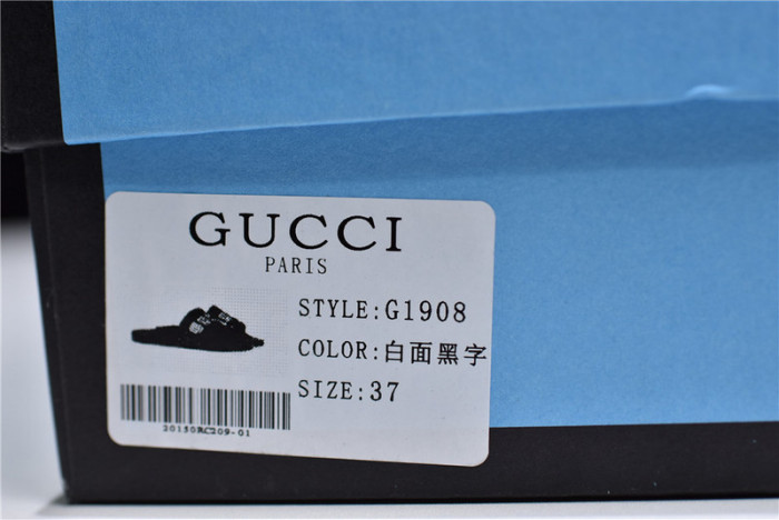 Gu66 SLIPPERS