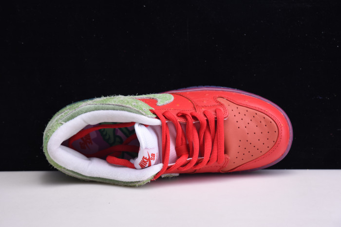 Nike SB Dunk low"strawberry cough" CW7093-601