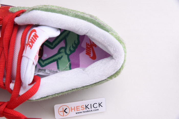 Nike SB Dunk low"strawberry cough" CW7093-601