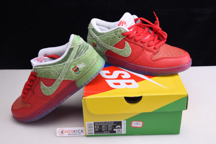 Nike SB Dunk low"strawberry cough" CW7093-601