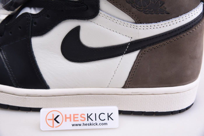 AIR Jordan 1 Retro High Dark Mocha 555088-105