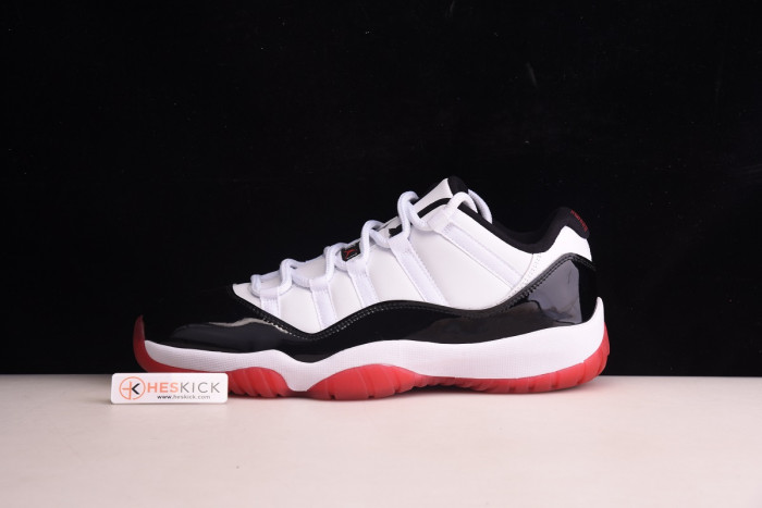 Air Jordan 11 Retro Low Concord Bred AV2187-160