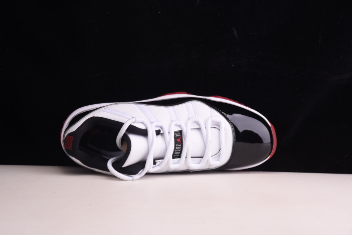 Air Jordan 11 Retro Low Concord Bred AV2187-160