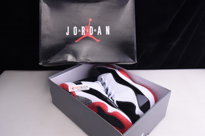 Air Jordan 11 Retro Low Concord Bred AV2187-160