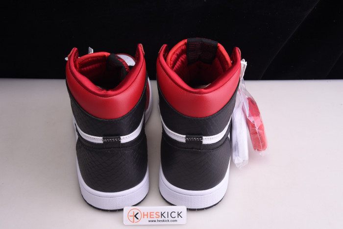 Air Jordan 1 Retro High Satin Snake Chicago CD0461-601
