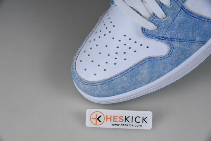 Air Jordan 1 Retro High OG Hyper Royal 555088-402