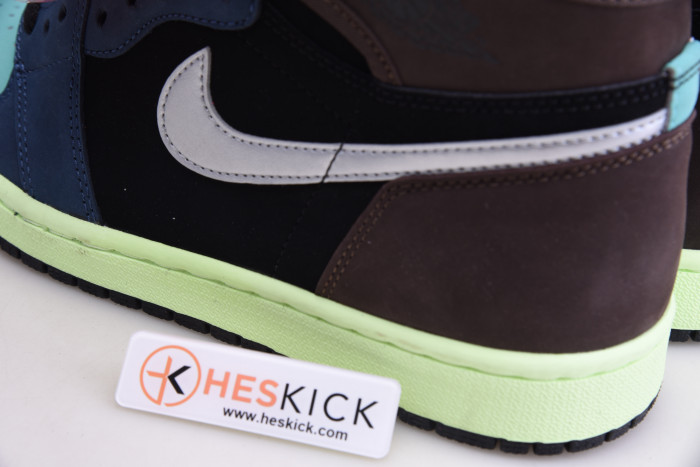Air Jordan 1 Retro High Tokyo Bio Hack 555088-201