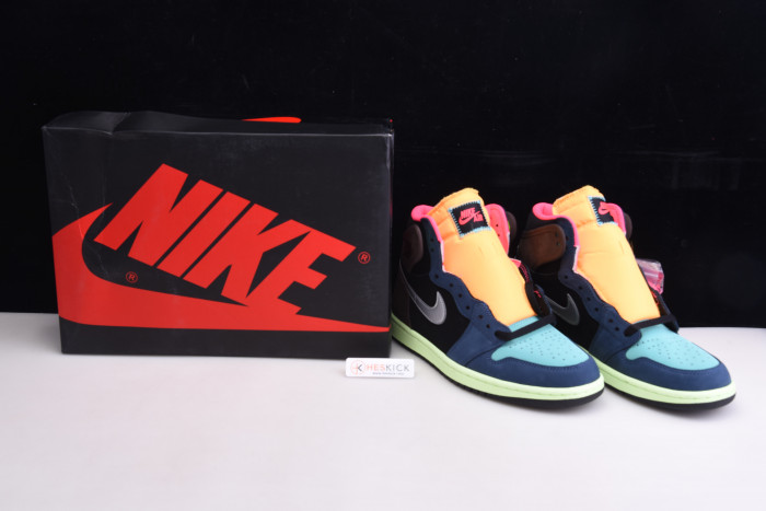 Air Jordan 1 Retro High Tokyo Bio Hack 555088-201