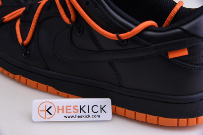 OFW x Nike Dunk Low CT0856-005