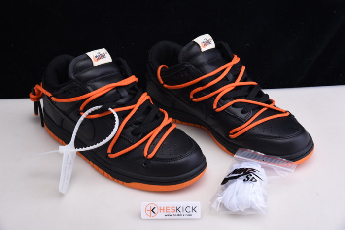 OFW x Nike Dunk Low CT0856-005