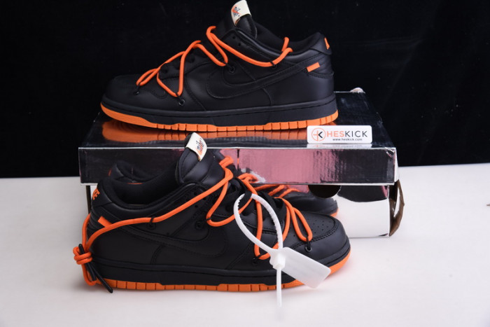 OFW x Nike Dunk Low CT0856-005