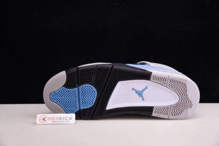 Air Jordan 4 Retro University Blue CT8527-400
