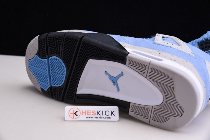 Air Jordan 4 Retro University Blue CT8527-400