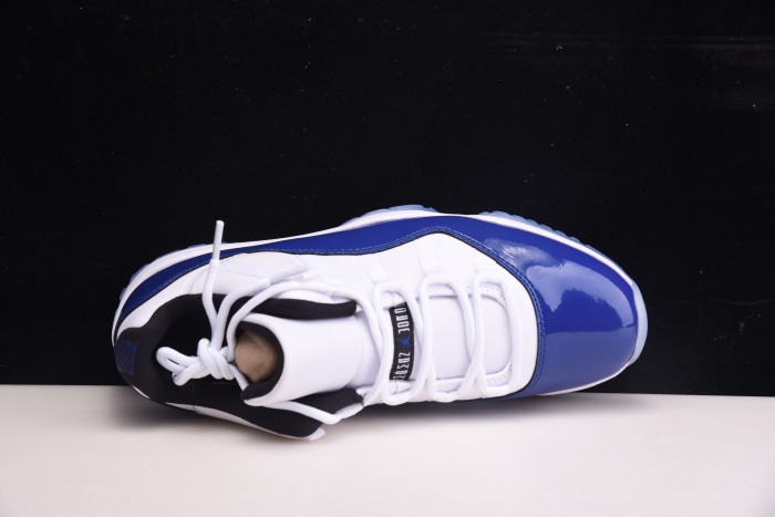 Air Jordan 11 Retro Low White Concord AH7860-100