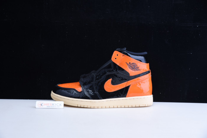 Air Jordan 1 Shattered Backboard 3.0 555088-028