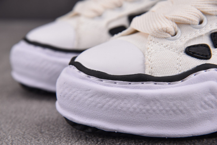 AM1R1 MIHARA YASUHIRO SNEAKER