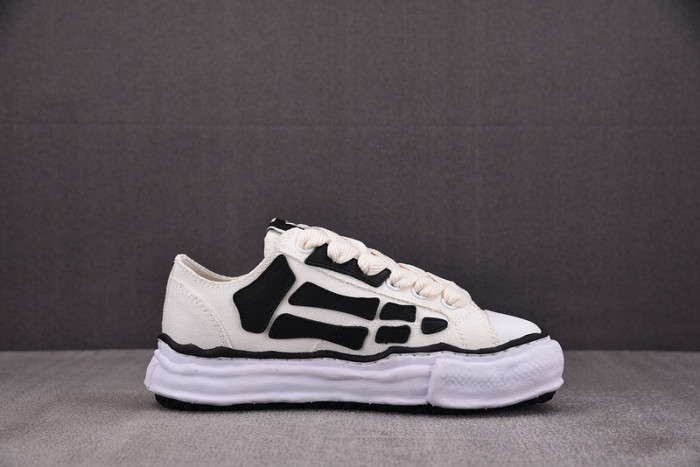 AM1R1 MIHARA YASUHIRO SNEAKER