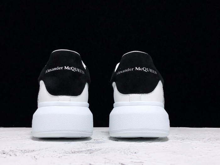 MQ Sneakers