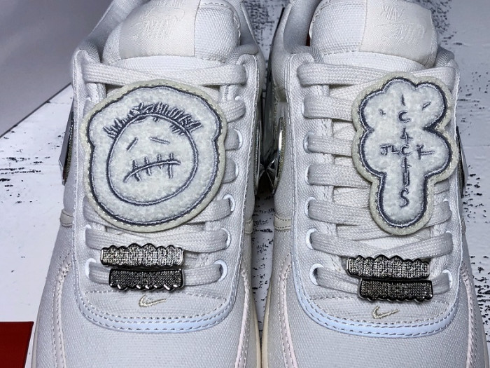 Air Force 1 Low Travis Scott Sail AQ4211-101