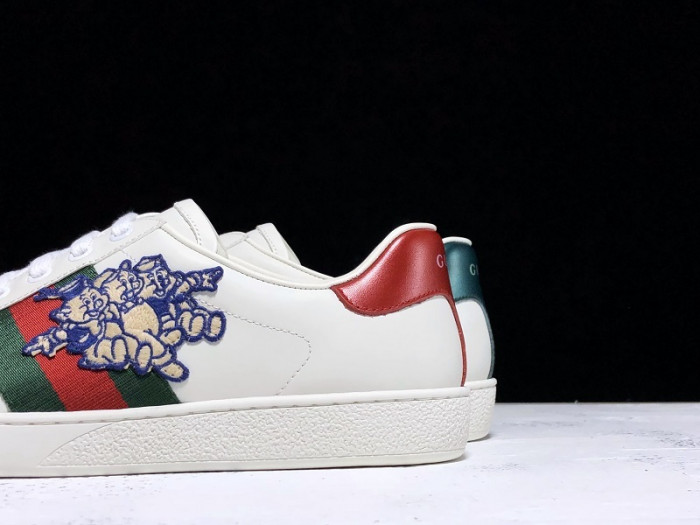 Gu66 Ace Embroidered Low-Top Sneaker