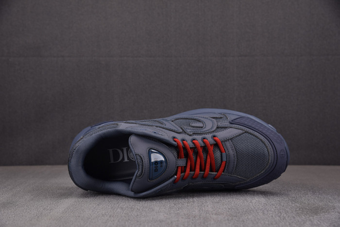 D10R B30 SNEAKER