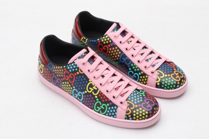 Gu66 Ace Embroidered Low-Top Sneaker 610085 H2020 1115