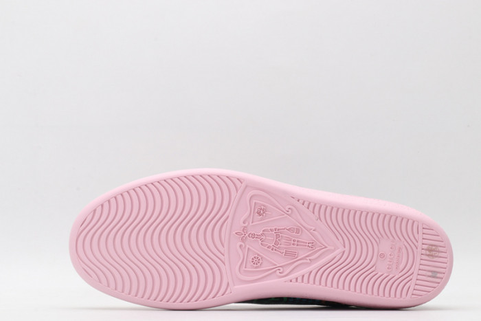 Gu66 Ace Embroidered Low-Top Sneaker 610085 H2020 1115