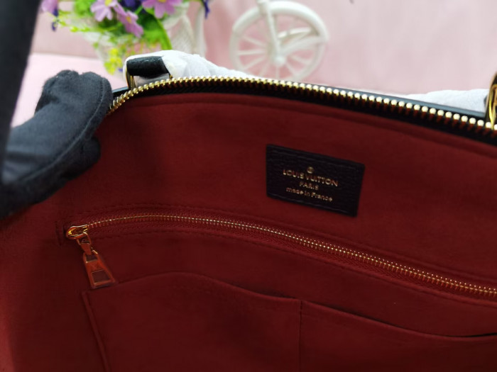 Lou1su1tt BAG