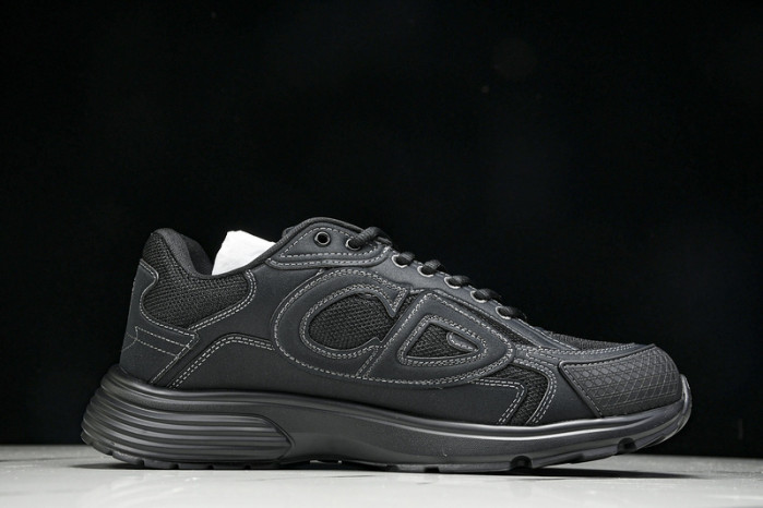 D10R B30 SNEAKER