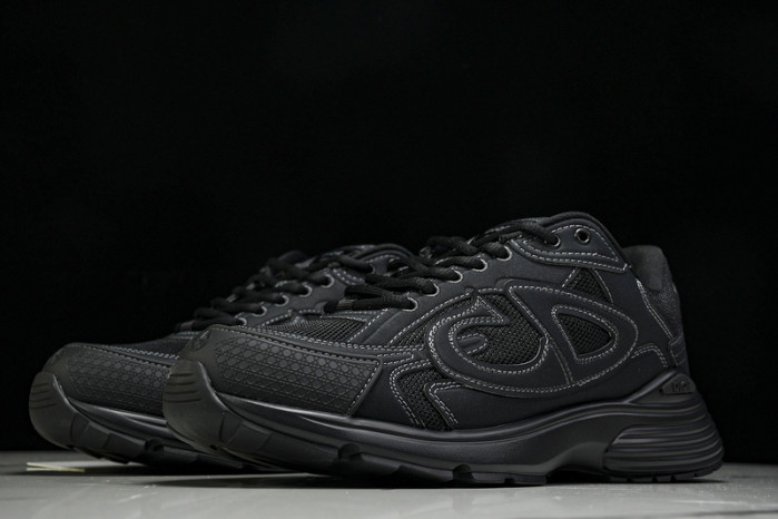 D10R B30 SNEAKER