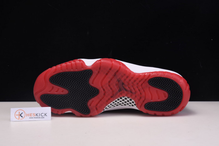 Jordan 11 Retro Playoffs Bred (2019) 378037-061