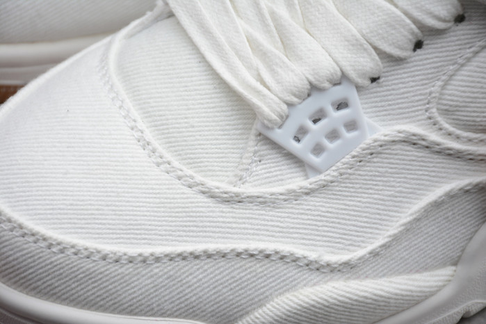 Air Jordan 4 Retro Levi